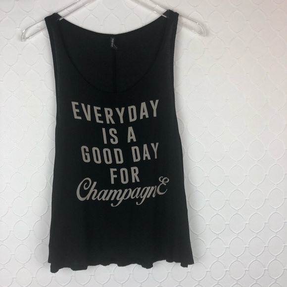 Triumph Lucky Brand Graphic Tank Small - Picture 3 of 6